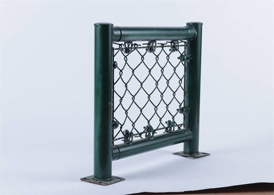 গুণ  Chain Link Wire Mesh Fence Corrosion Resistant Plus Razor Wire Mesh Fencing কারখানা