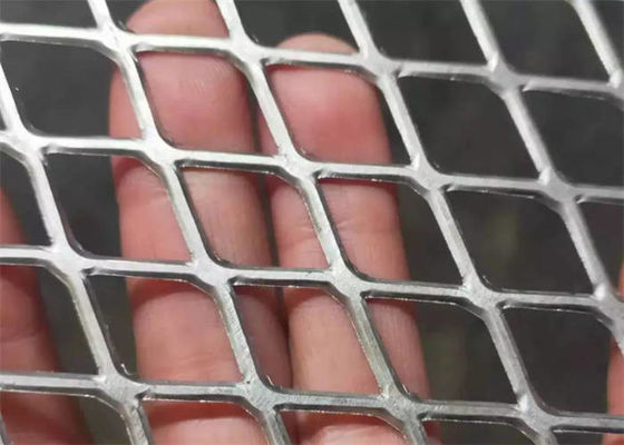 Diamond Expanded Metal Security Fencing Electro Galvanized Coated Low Carbon