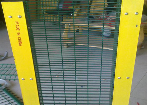 Galvanized 358 Wire Mesh Fencing For Poultry Farms