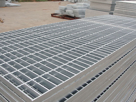 হট ডপ গ্যালভানাইজড স্টীল গ্রিটিং 32x4mm 30x100mm ড্রেনাইজড গ্যালভানাইজড বার গ্রিটিং